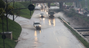 Defesa Civil emite alerta de tempestades para esta semana na capital